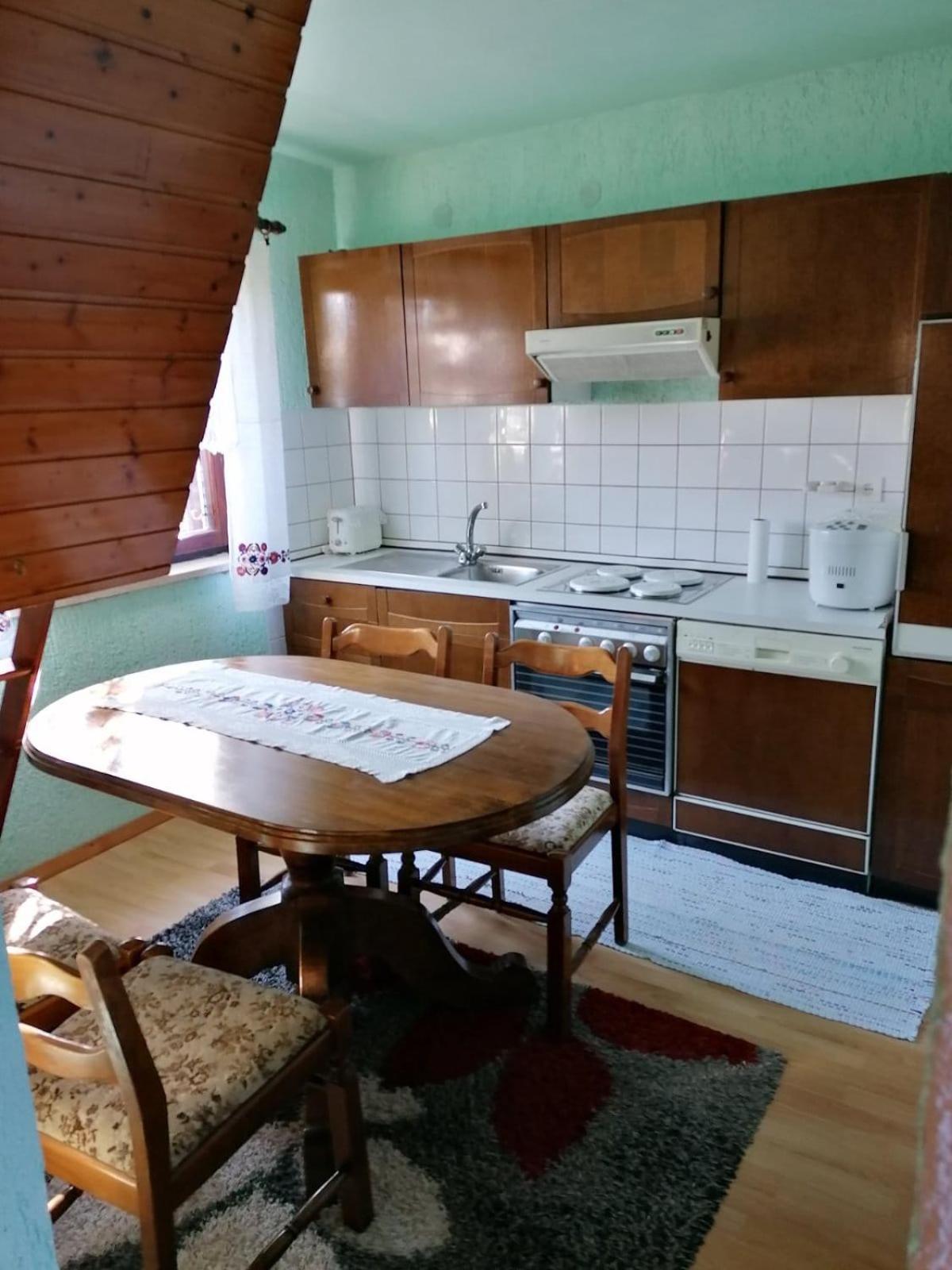 Studio Apartman Barbara ヨスィト エクステリア 写真